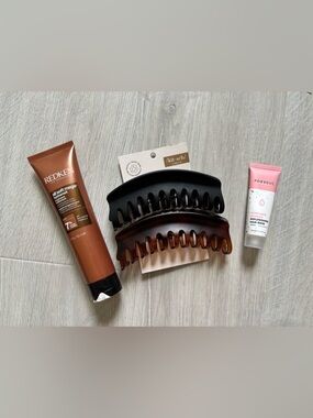 Hair products/accessories